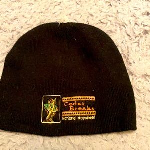 🔥BLACK CEDAR BREAKS UTAH CAMPING SNOWBOARDING BEANIE HIKING SOUVENIR